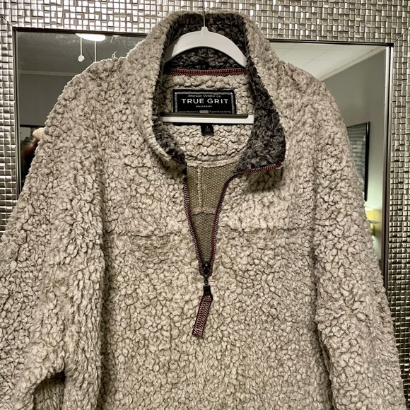 True Grit pullover - Picture 3 of 7